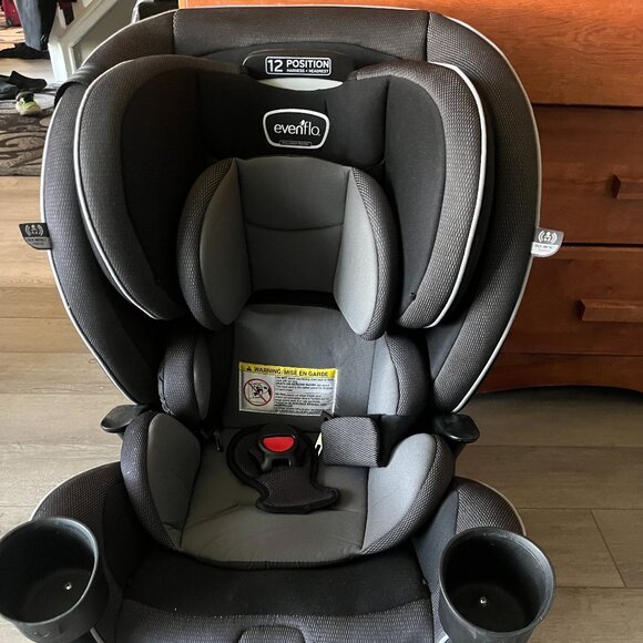 evenflo everykid fit 4 in 1 Car Seat Exp 06/2033 - Picture 1 of 10